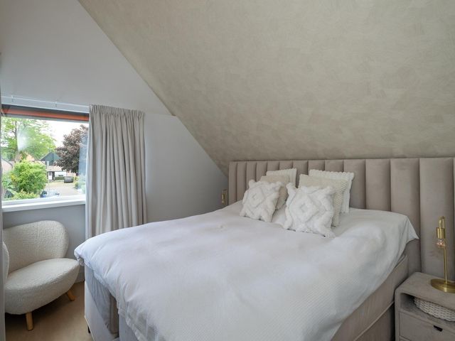 Rosmolen 74, Ridderkerk