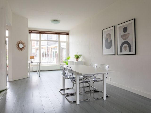Douzastraat 21, Den Haag