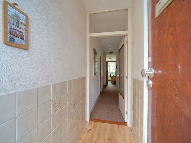 Tienhovenselaan 27, Den Haag