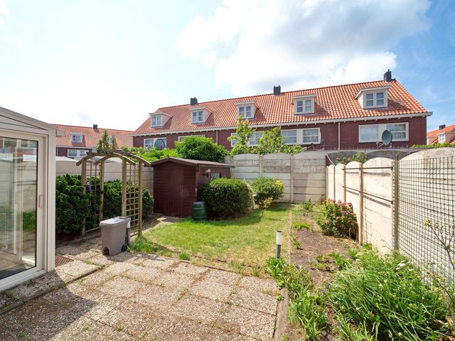 Tienhovenselaan 27, Den Haag