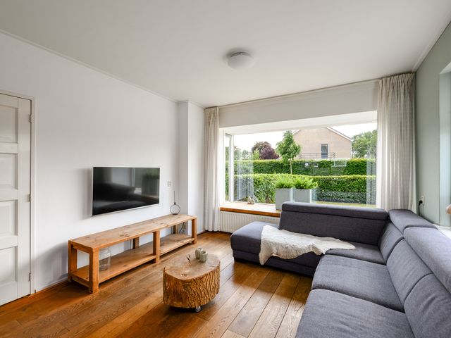 Zuiderveldstraat 49, Joure
