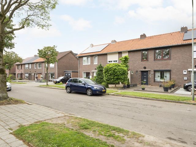 Oleanderstraat 33, Geleen