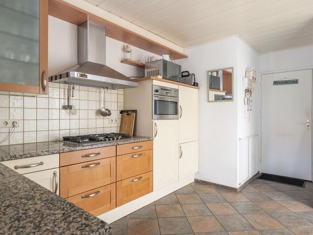 Julianastraat 10, Einighausen