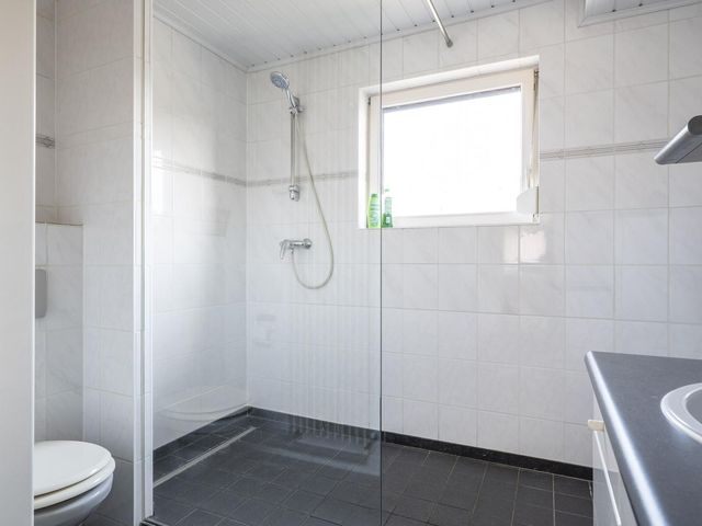 Julianastraat 10, Einighausen