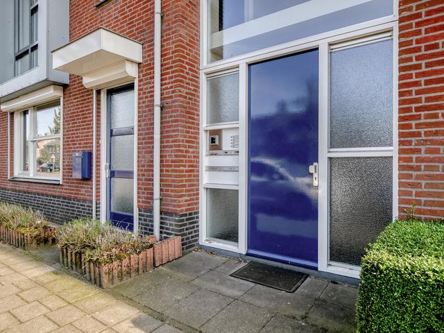 Bredaseweg 128b, Roosendaal