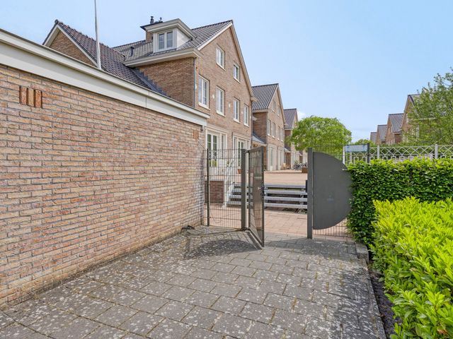 Vleeresteyn 20, Oegstgeest