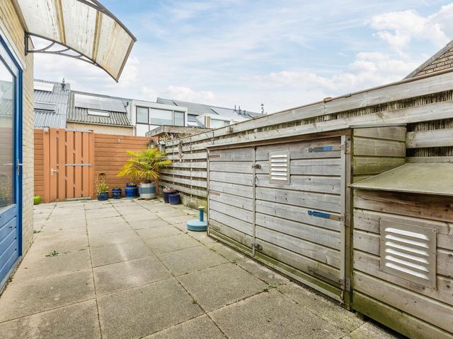 Lingestraat 15, Terneuzen