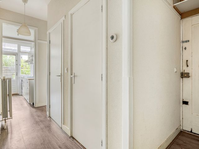 Goeverneurlaan 90, Den Haag