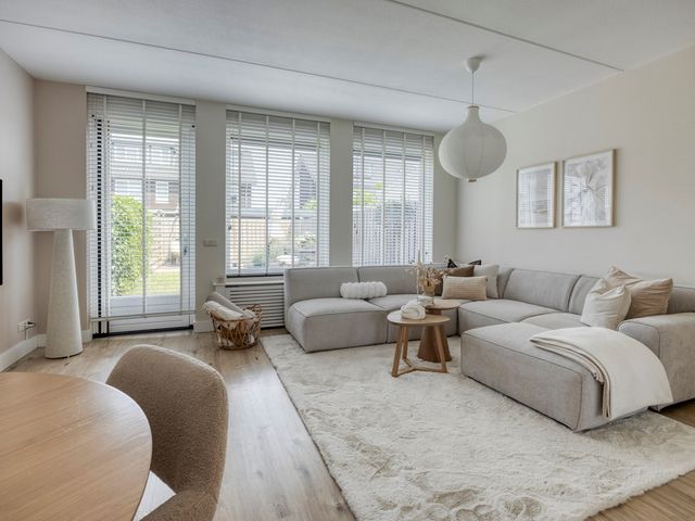 Mangaan 23, Zeewolde