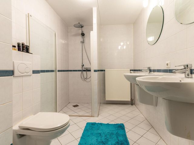 Vooronder 56, Almere