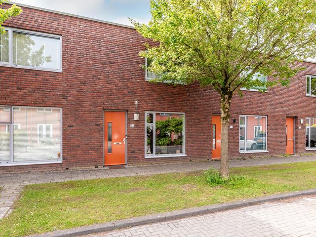 Vooronder 56, Almere