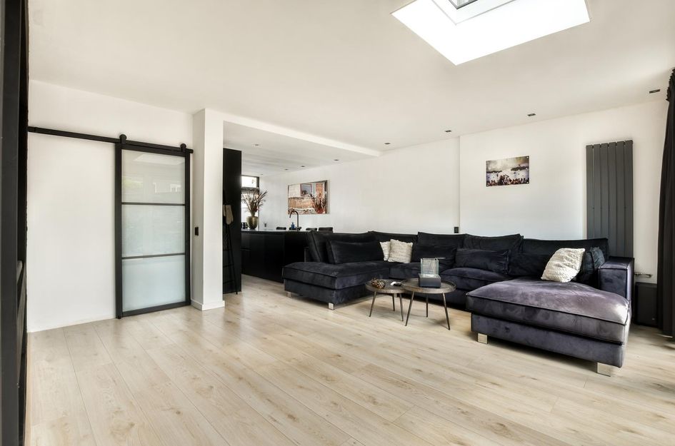 Van der Veenstraat 11