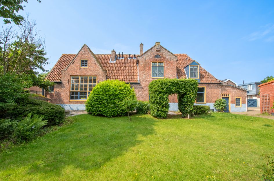 Schoolstraat 8