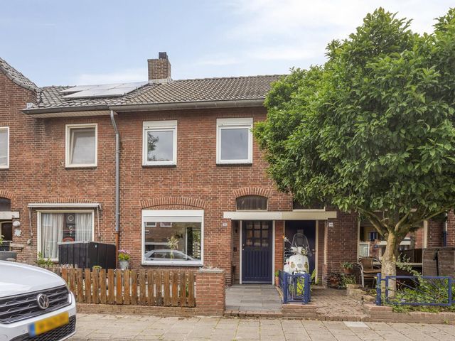 Blazoenstraat 32, Tilburg