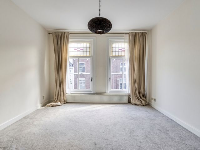 Jacob van der Doesstraat 64, 's-Gravenhage
