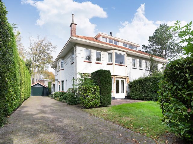 Waldeck Pyrmontlaan 6, Wassenaar