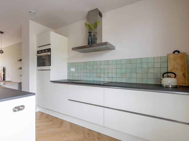 Donatellostraat 48, Lent