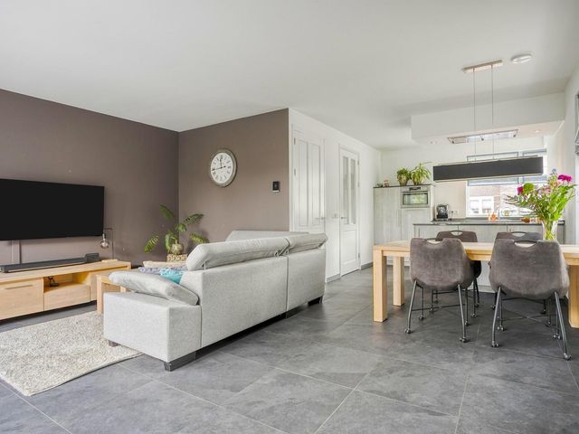 Aan de Capelle 4, Rijkevoort