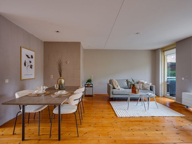 Van Ommerenhaven 10, Barendrecht