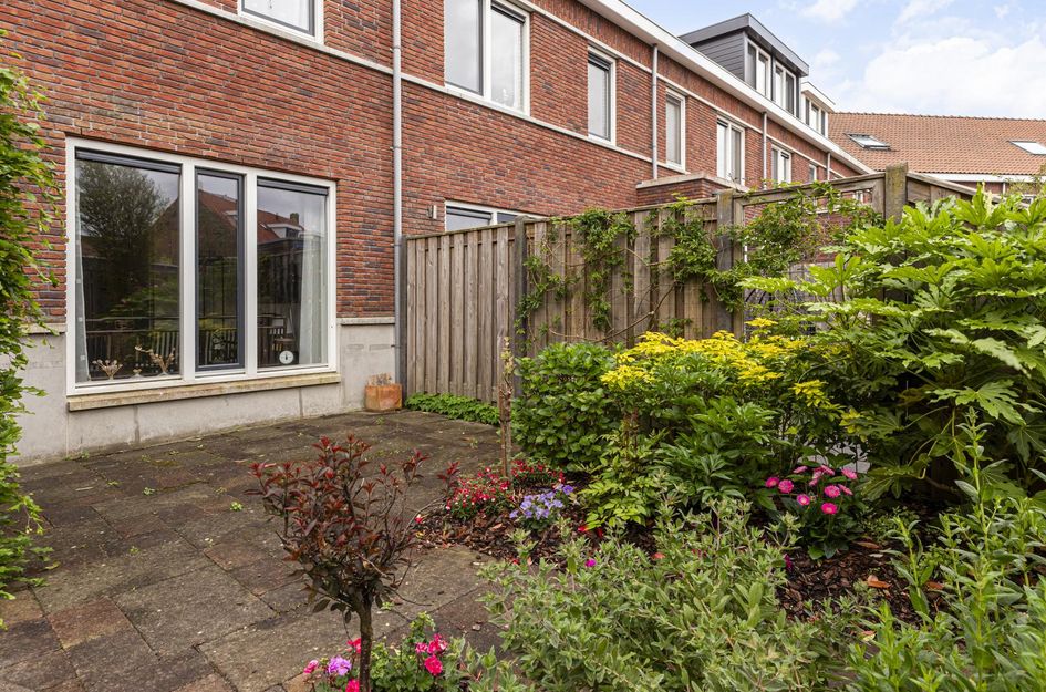 Oranjeplein 12