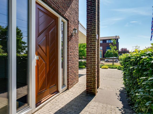 De Grienden 28, Puttershoek
