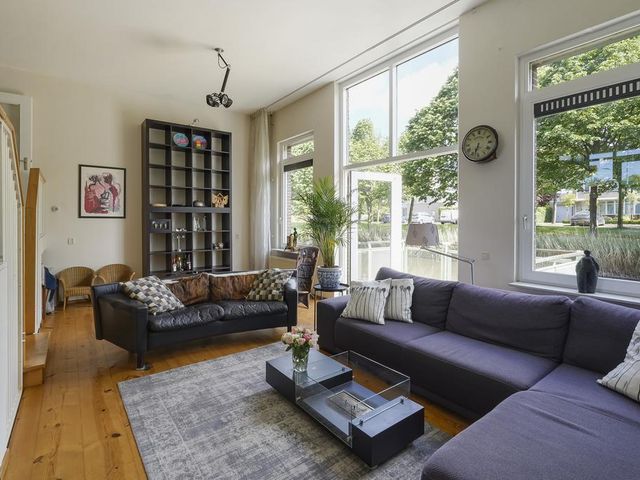 Aagje Dekenstraat 13, Hoofddorp