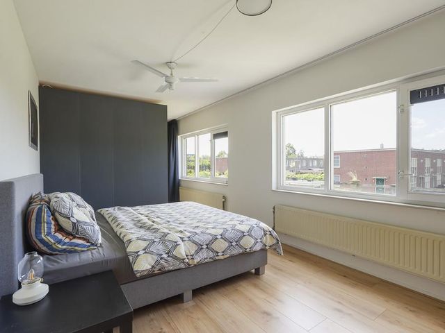 Aagje Dekenstraat 13, Hoofddorp