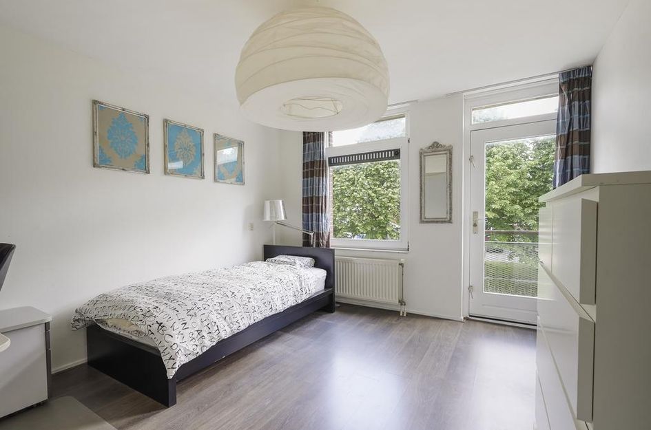 Aagje Dekenstraat 13