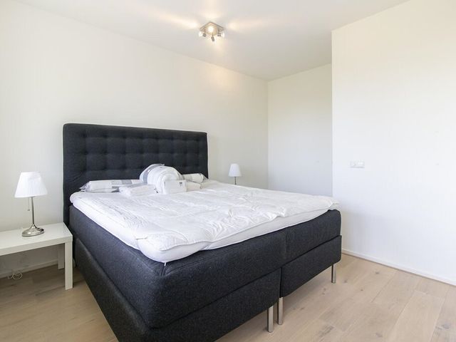 Bolestein 392, Amsterdam