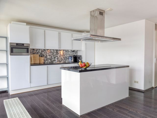 Maashaven O.z. 208, Rotterdam