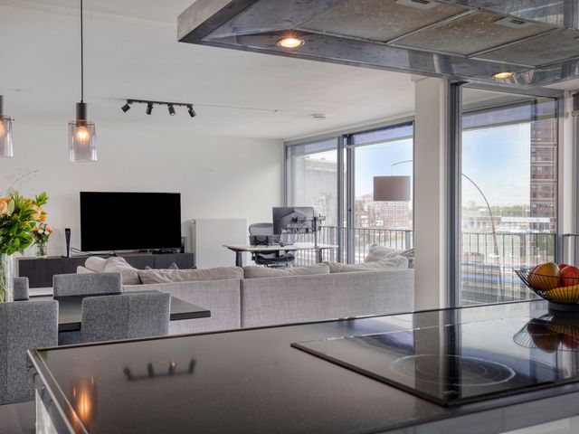 Maashaven O.z. 208, Rotterdam