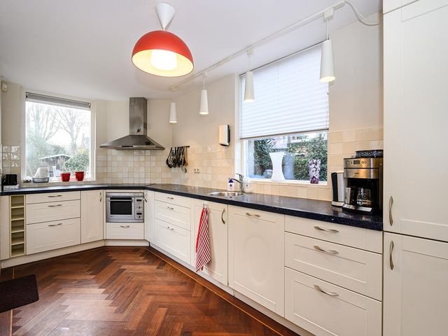 Dr. Kuyperlaan 25, Velsen-Zuid