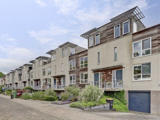 Tweelingen 85, Zeewolde