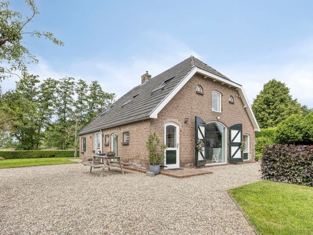Weteringsteeg 24, Rhenen