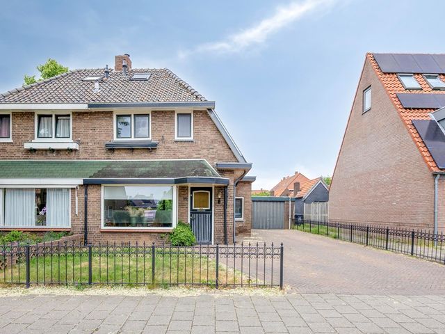 Acacialaan 15, Rhenen