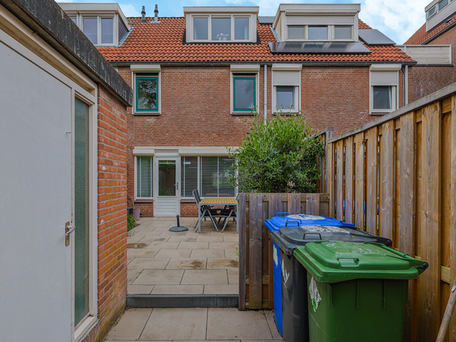 Smalweer 28, Sliedrecht