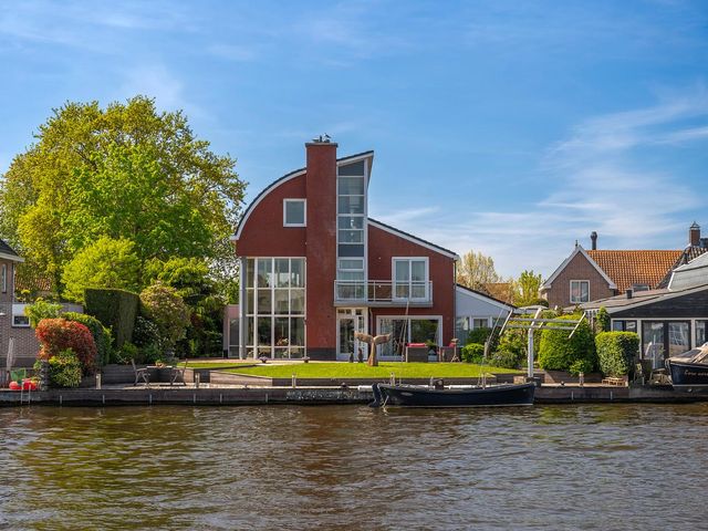 Hoge Rijndijk 91, Zoeterwoude