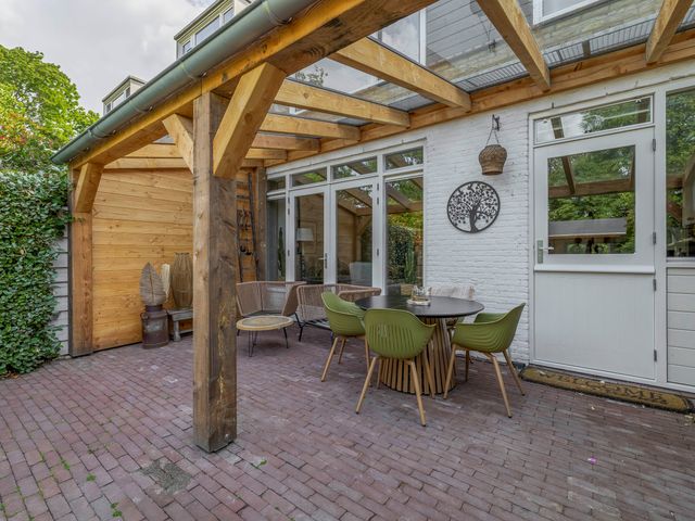 Peuleyen 128, Waddinxveen