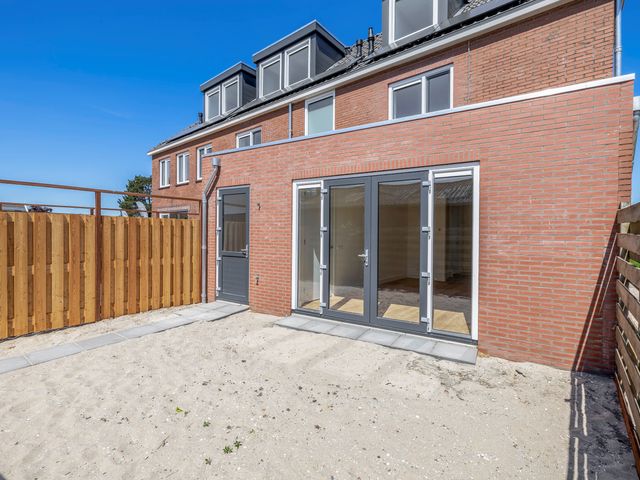 Voorweg 63, Hazerswoude-Dorp