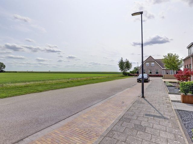 Krooneend 6, Rilland