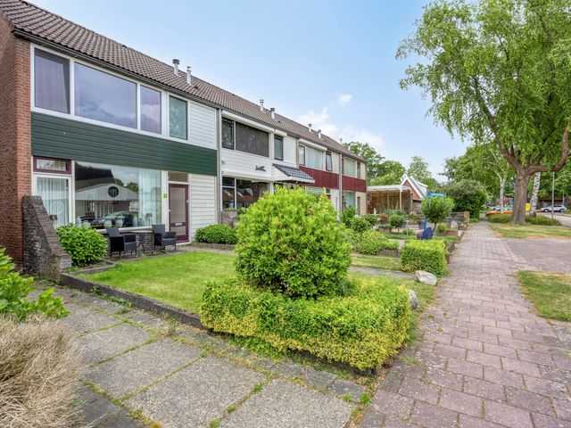 Rietdekkershof 18, Nieuw-Dordrecht