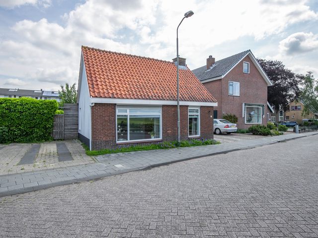 Pastoor Van Der Plaatstraat 101, Rijpwetering