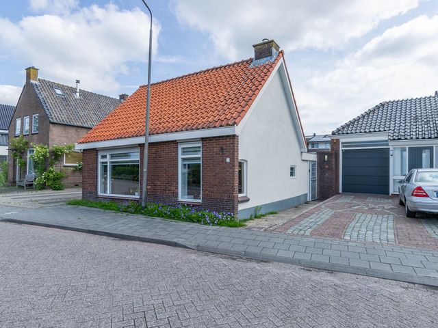 Pastoor Van Der Plaatstraat 101, Rijpwetering
