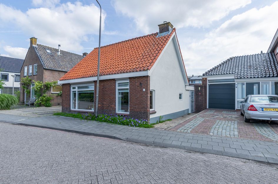 Pastoor Van Der Plaatstraat 101