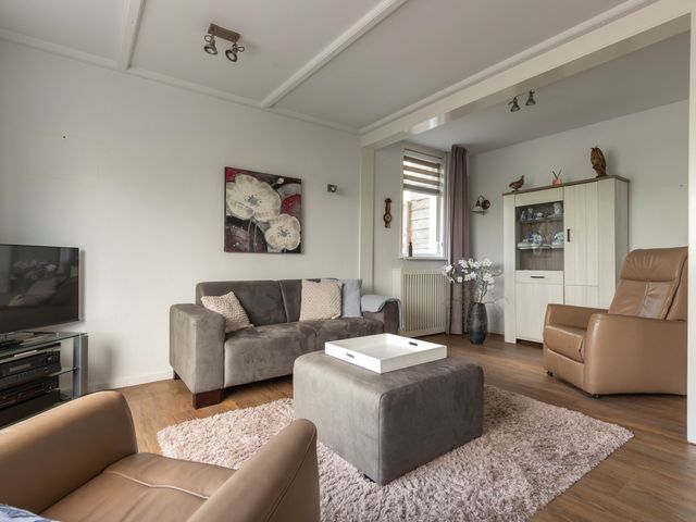 Pastoor Van Der Plaatstraat 101, Rijpwetering