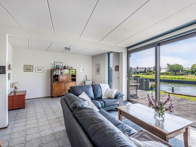 Het Brekkense Wiel 83, Lemmer