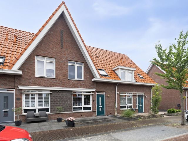 Bermsloot 51, Zierikzee