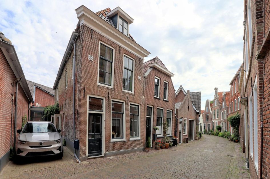 Kerkstraat 11