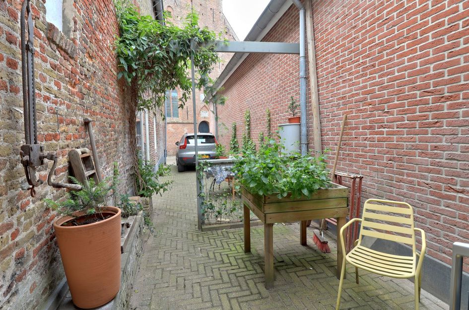 Kerkstraat 11