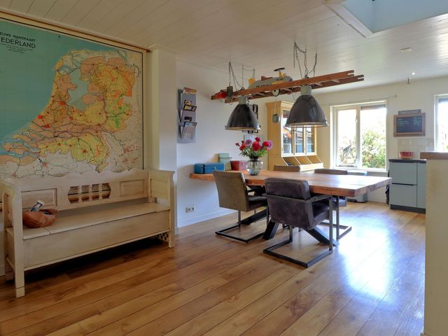 Onderduikersweg 24B, Emmeloord